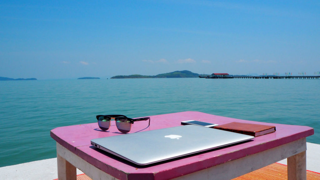 Do Business Anywhere with Microsoft Solutions